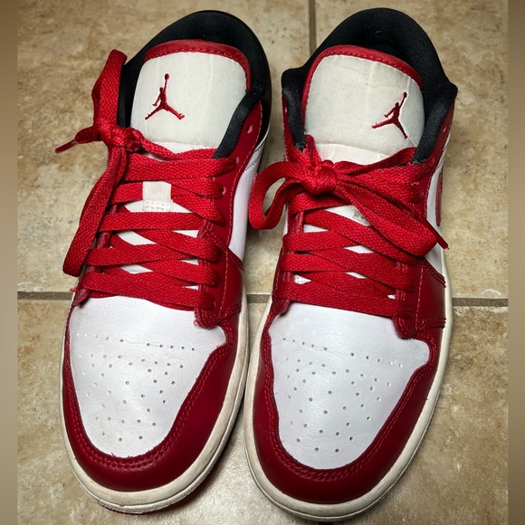 Size 8W - WMNS Jordan 1 Retro Low “Reverse Black Toe” DC0774-160 100% Authentic - Picture 2 of 8